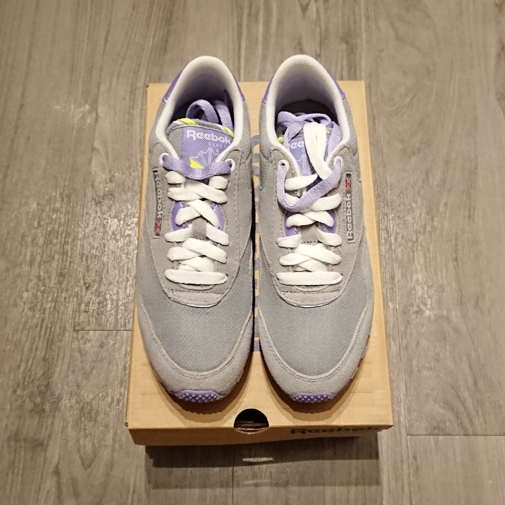 Reebok CL Nylon Slim Sneakers